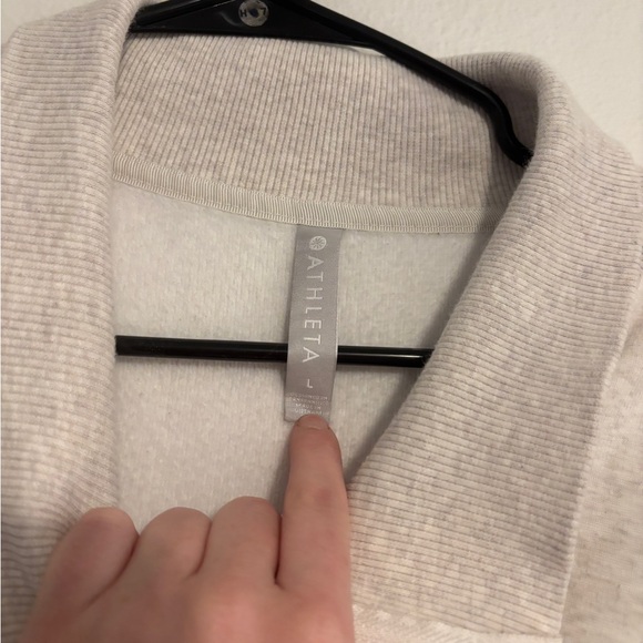 Athleta Light Beige Ribbed Pullover - Picture 4 of 5
